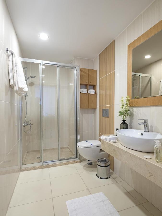 Merlin Hotel Istanbul Ngoại thất bức ảnh
